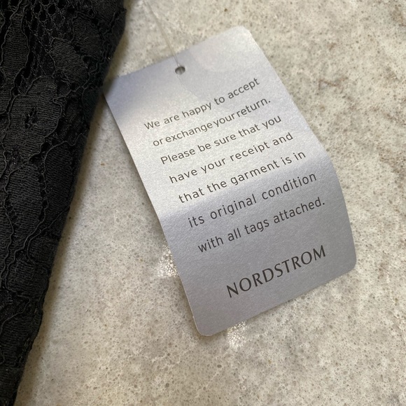 Adelyn Rae BNWT Black Lace Dress with Cut-outs - Picture 7 of 12